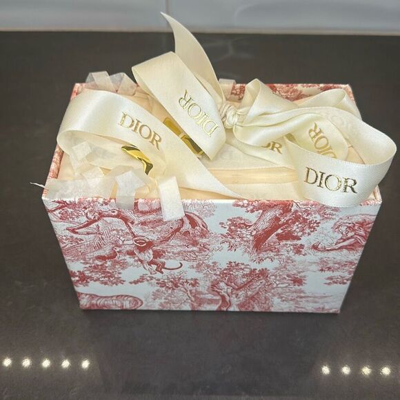 Dior Gift Box Bundle (4 Piece) - Picture 5 of 8